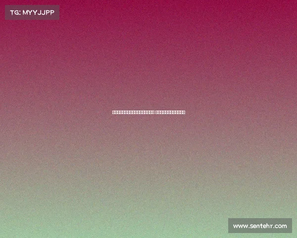 老头乐逆行撞上劳斯莱斯导致严重损毁 司机涉嫌交通违规引发事故